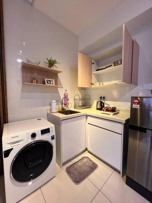 Modern Suites At Arte Mont Kiara By Iconique Kuala Lumpur Dış mekan fotoğraf