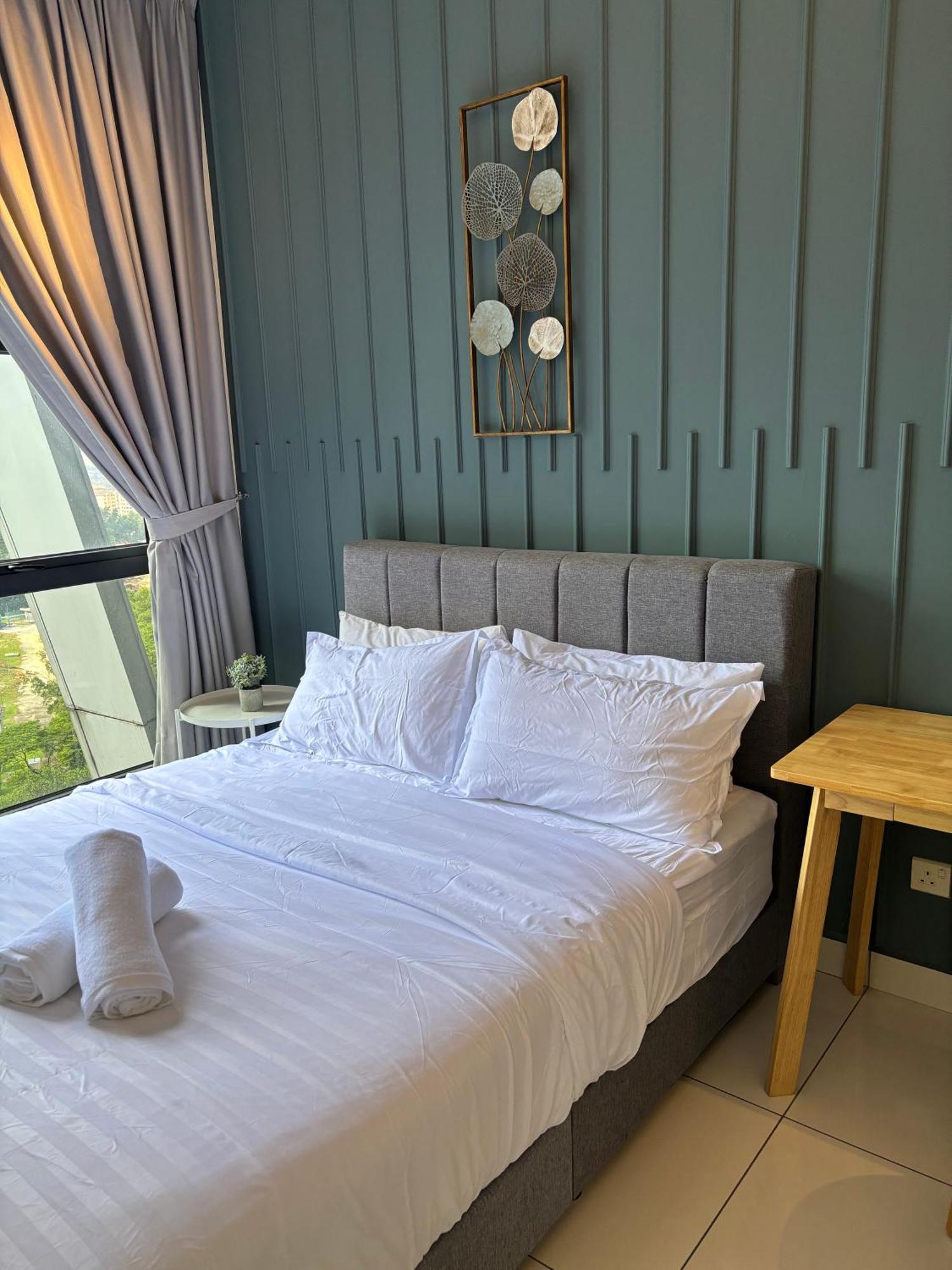 Modern Suites At Arte Mont Kiara By Iconique Kuala Lumpur Oda fotoğraf