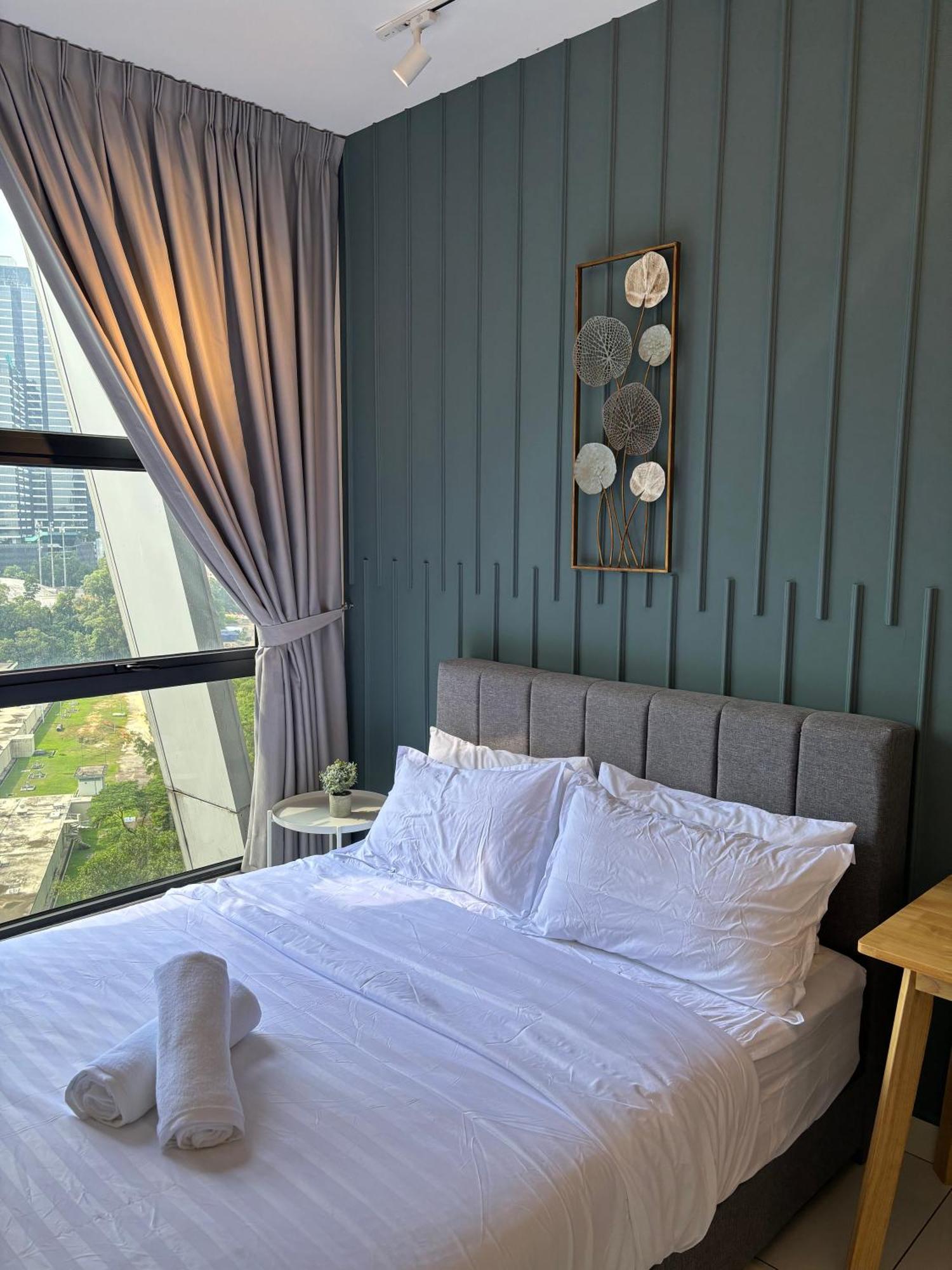 Modern Suites At Arte Mont Kiara By Iconique Kuala Lumpur Oda fotoğraf